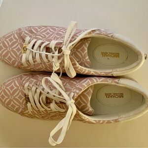 Michael Kors Pink Romey Geometric Lace-Up Sneakers. Size 9.5